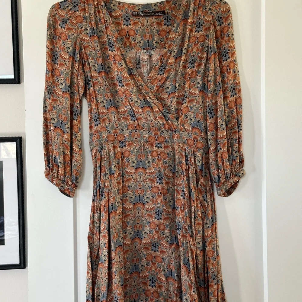 Floral Print Dress with Denim Vest - Picture 2 of 8